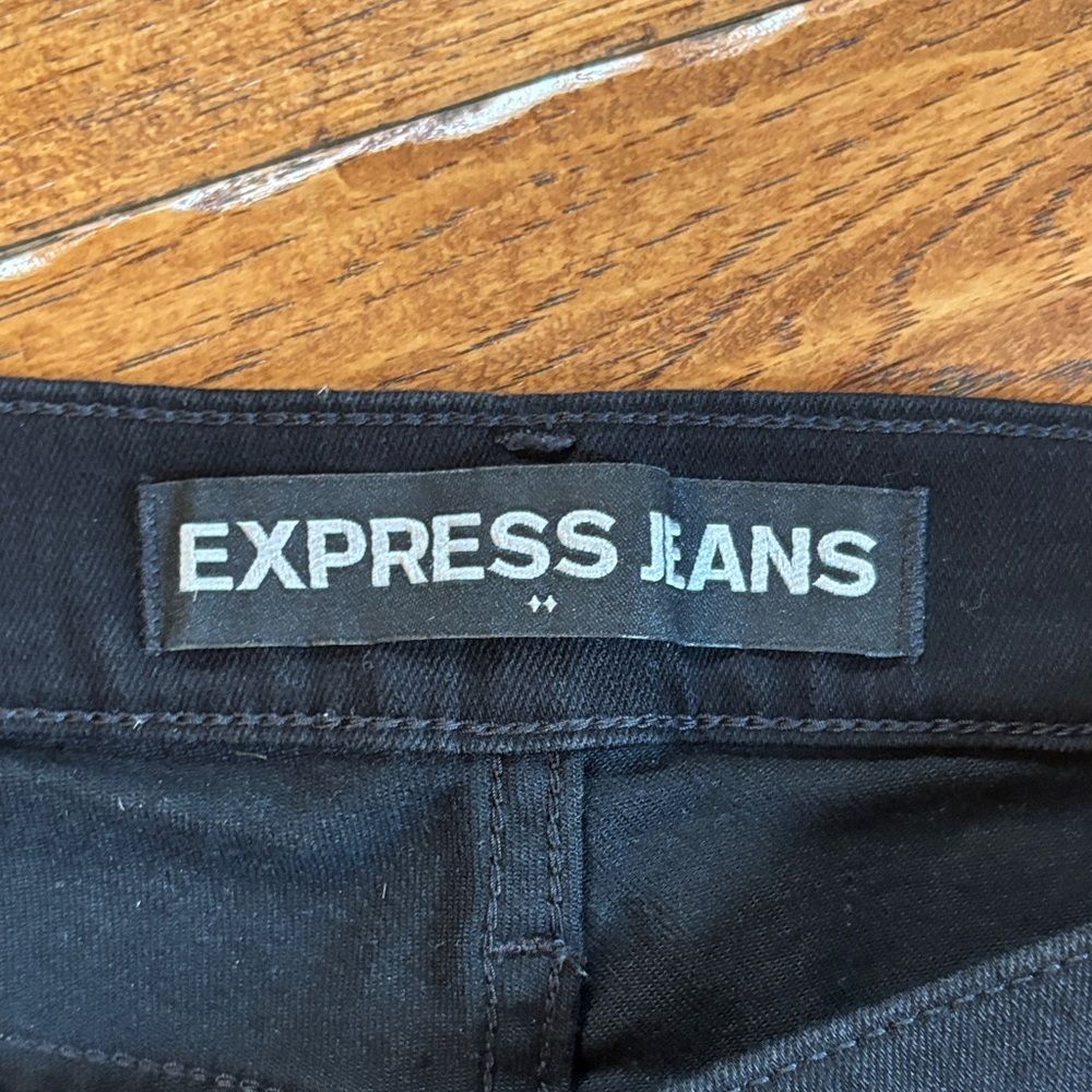 Express Black Ripped Jeans - Picture 4 of 10